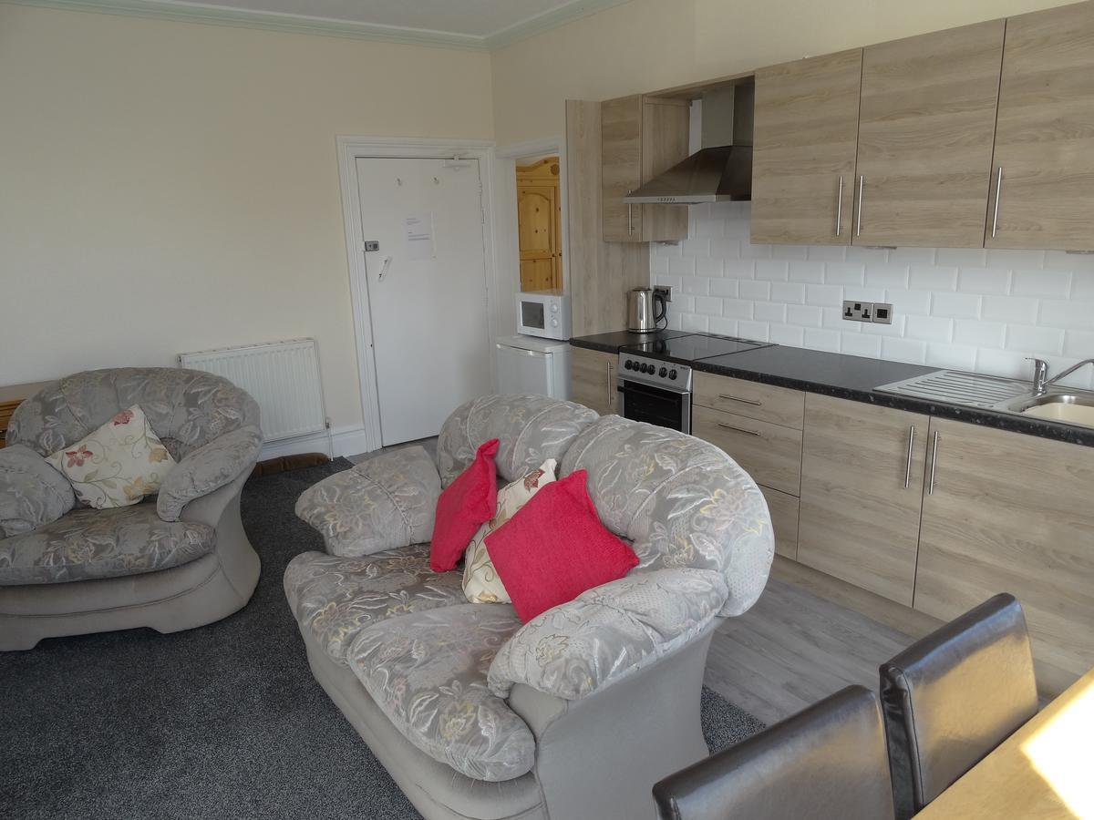 Beachmount Holiday Apartments Rhôs-on-Sea Exterior foto